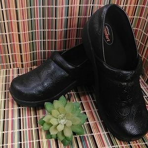 Safe Step clogs women's